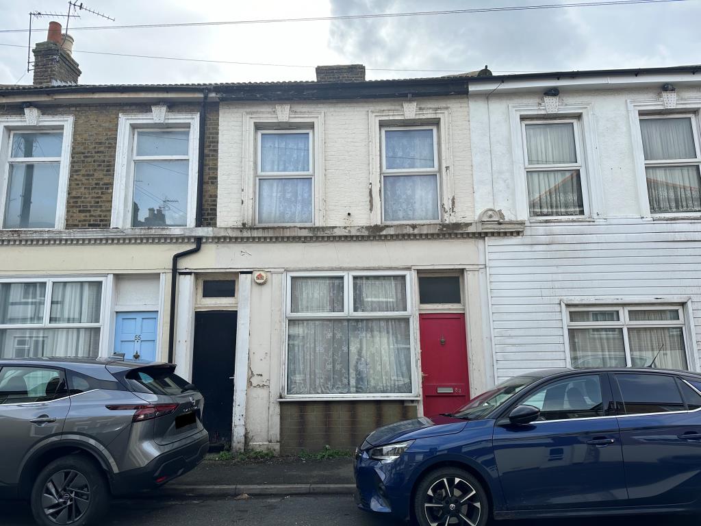 Lot: 55 - MID-TERRACE HOUSE FOR IMPROVEMENT - View of mid-terraced property from road